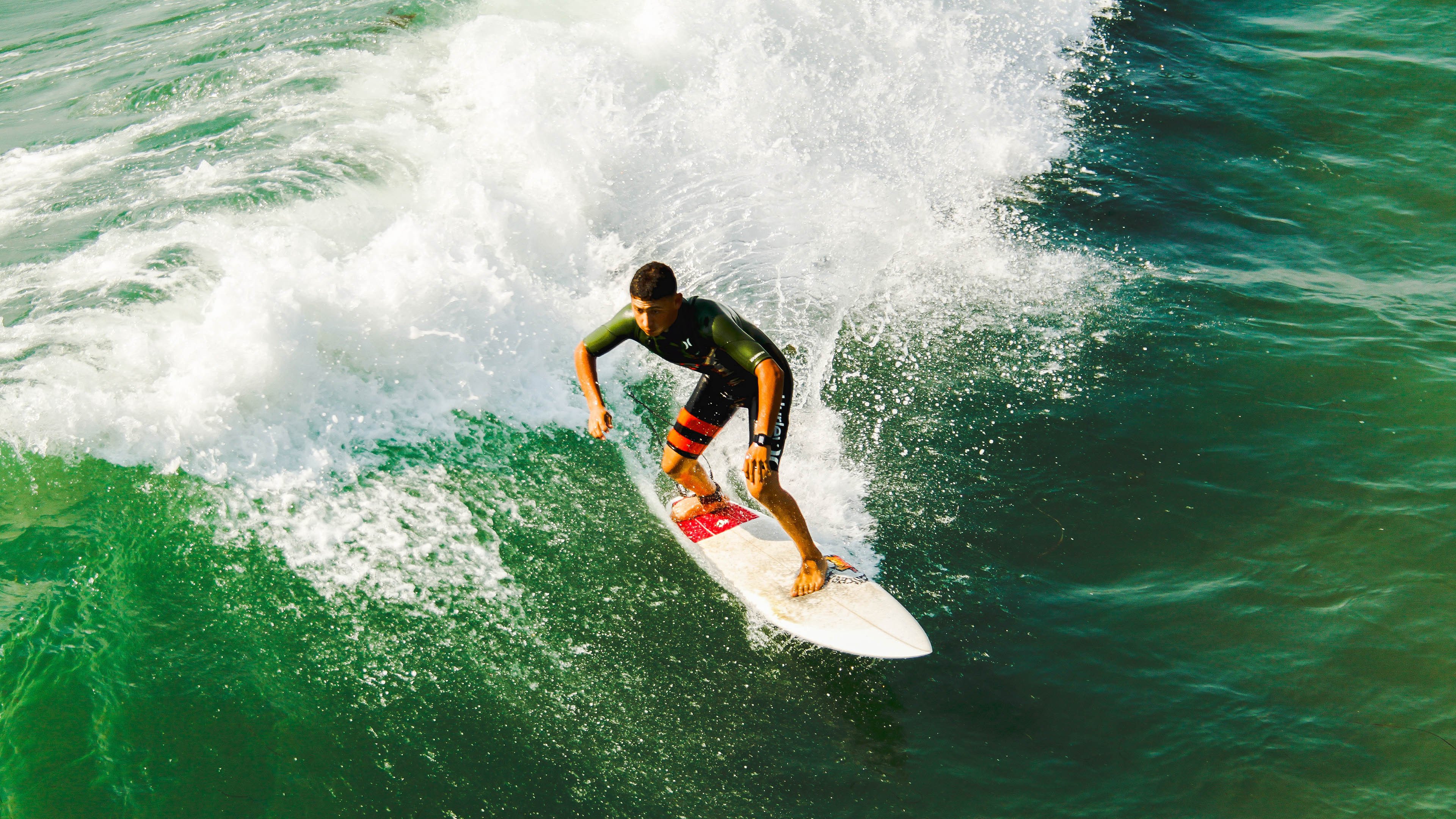 Kaiyun APP-悬念丛生高尔夫赛场突发状况，高尔夫球场事件是怎么回事