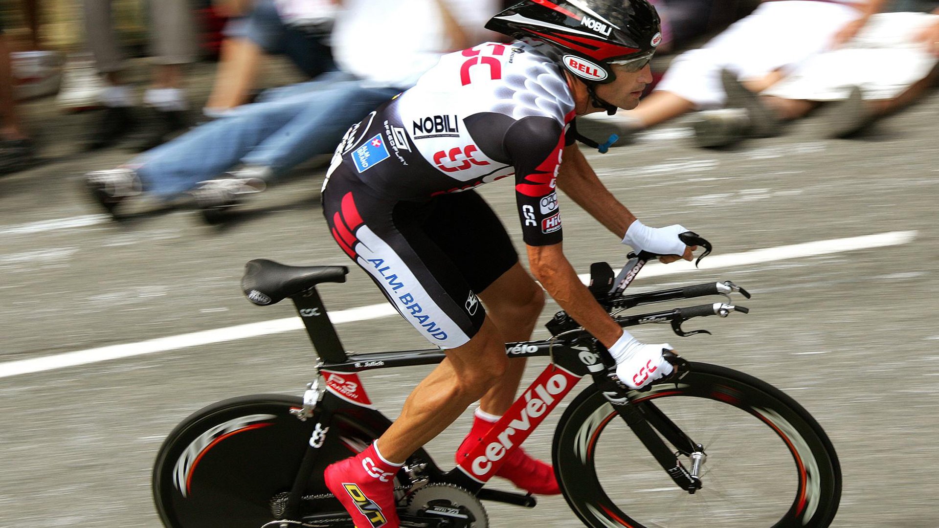 欧洲冠军联赛：小组赛进入白热化阶段，欧洲冠军联赛分组